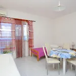 With Parking Space Rogoznica, Omis - 17645 Daire